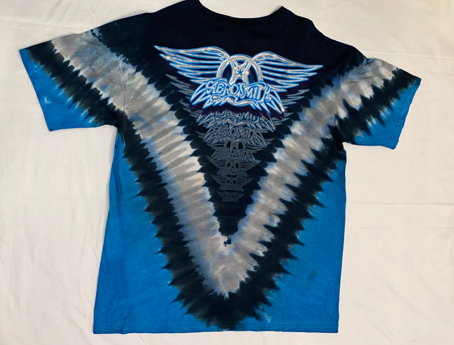 2006 Liquid Blue Aerosmith "Guitar Lips" AOP Vintage Tie Dye Shirt